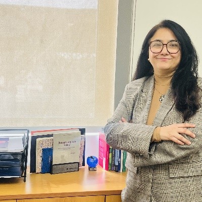 Dr. Alia Amir